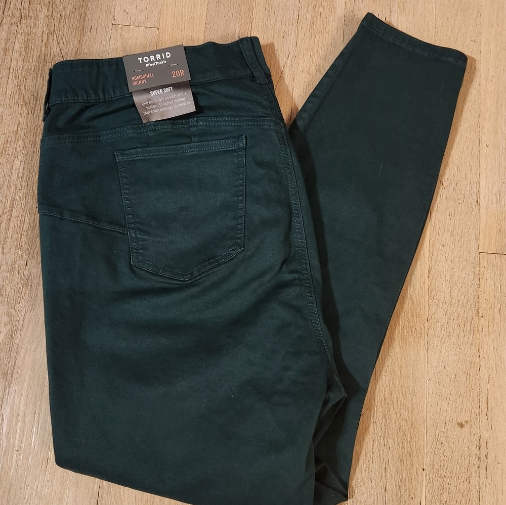 Torrid Super Soft Bombshell Skinny Jean Green Sz 20 Regular NWT #FeelTheFit